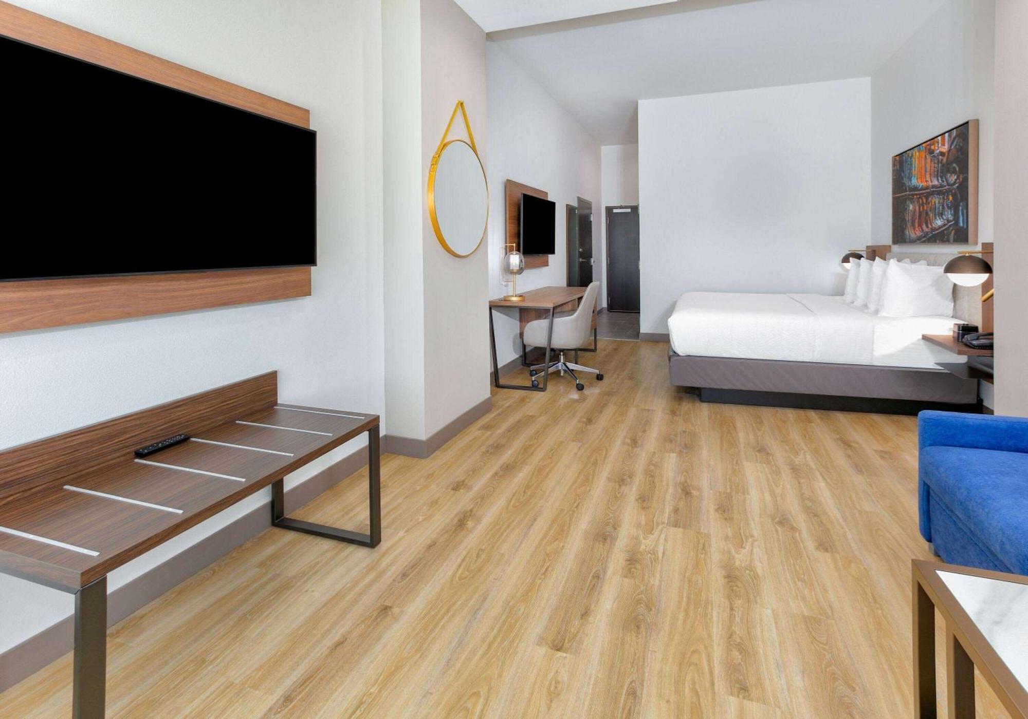 La Quinta Inn & Suites By Wyndham تيريل المظهر الخارجي الصورة